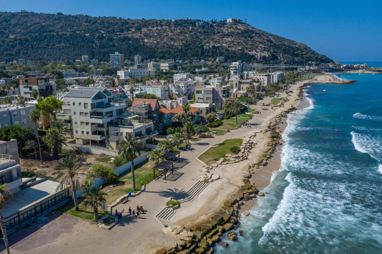 Port City Haifa - Luxury Apartments 50 Mtrs From The Beach Buitenkant foto
